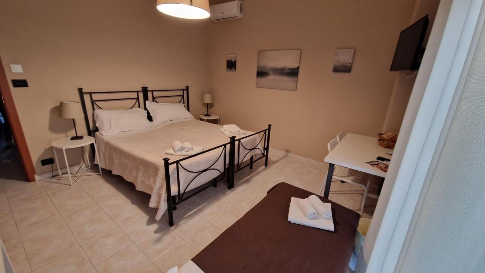 Three-Bedroom Standard Apartment